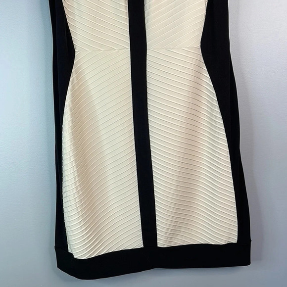 SANDRA DARREN Knee Length Midi Dress Black Nude Textured Sleeveless Cocktail 8 - Picture 4 of 10